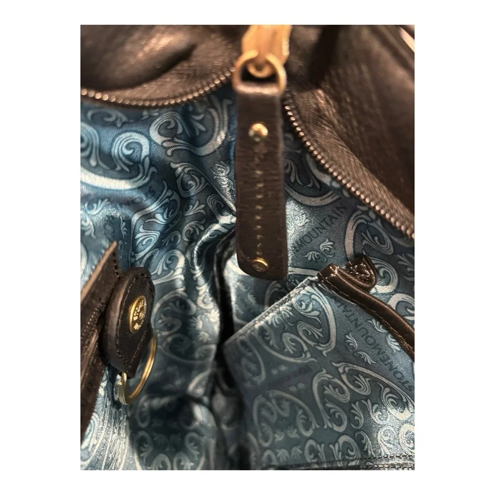 Stone Mountain Hampton‎ Shoulder Crossbody Bag Black Leather Zip Adj Stap Clean